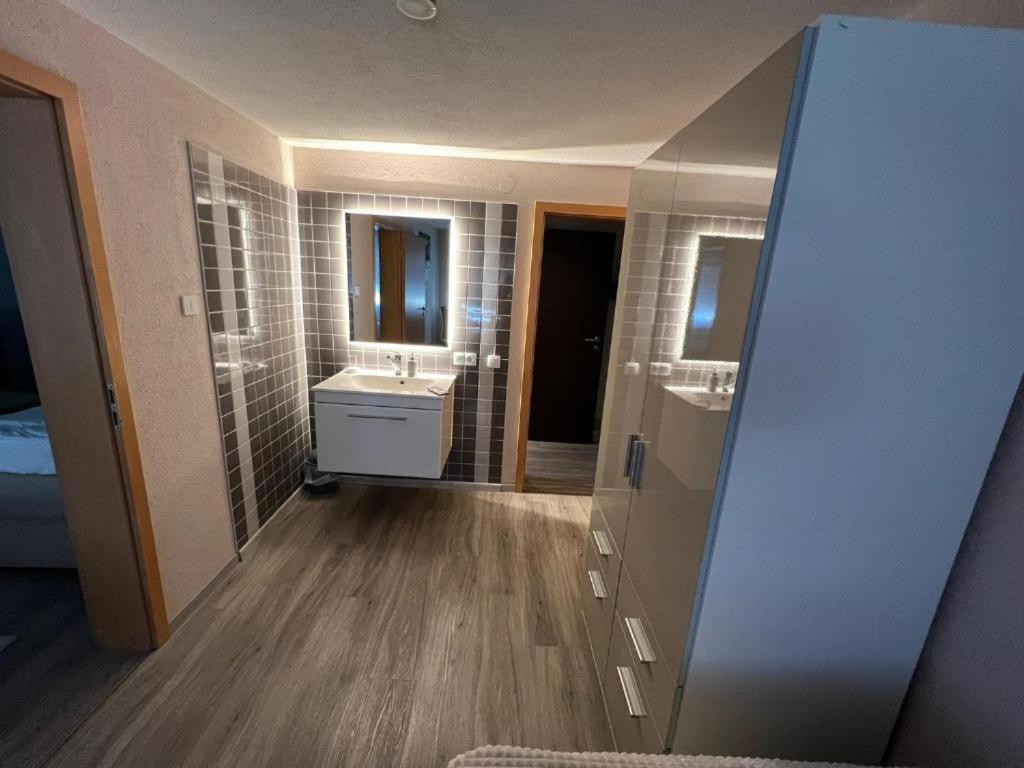 Gaestehaus Giannikis Schorndorf  Ngoại thất bức ảnh